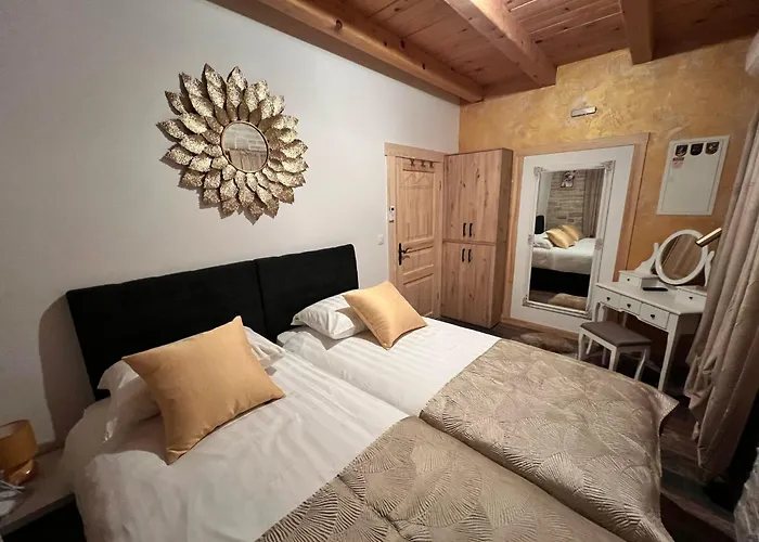 Palomino House