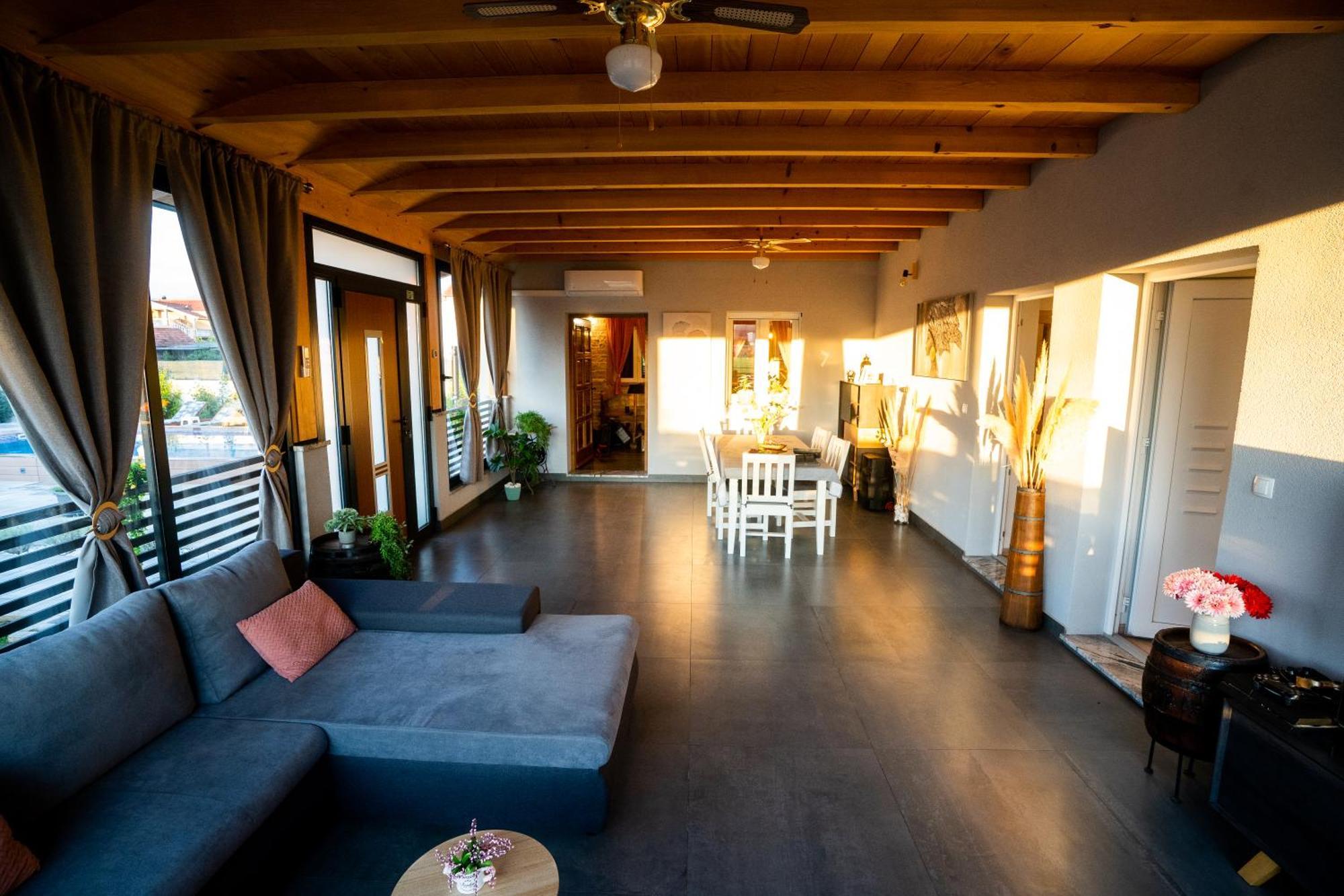 Palomino House *